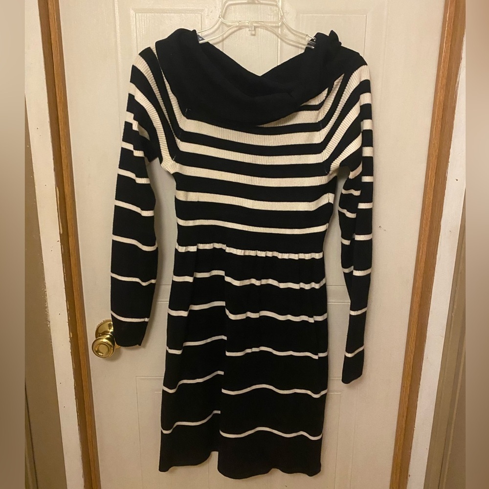 White House Black Market Black and White Striped Sweater Dress L